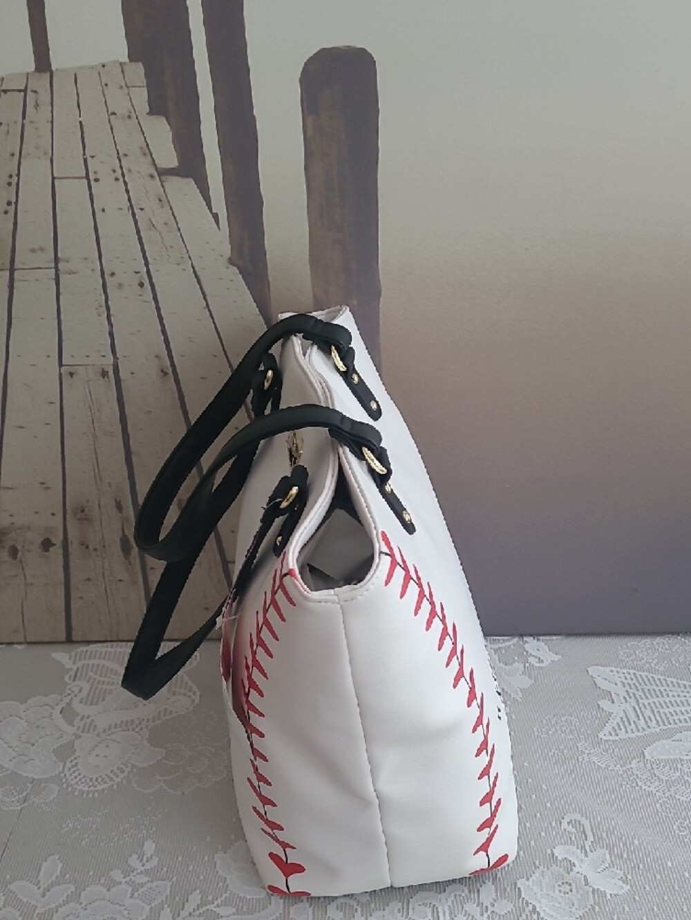 Betsey Johnson Baseball Tote with MIssing Baseball Charm NWT - Picture 4 of 9